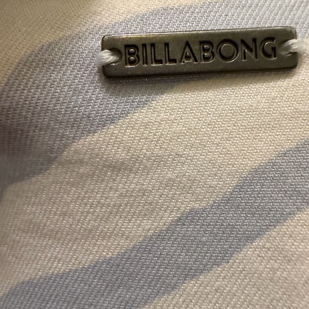 Billabong Romper - Picture 5 of 8